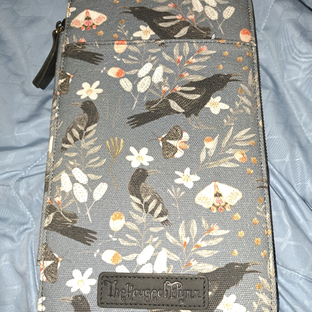House of flynn Raven wallet